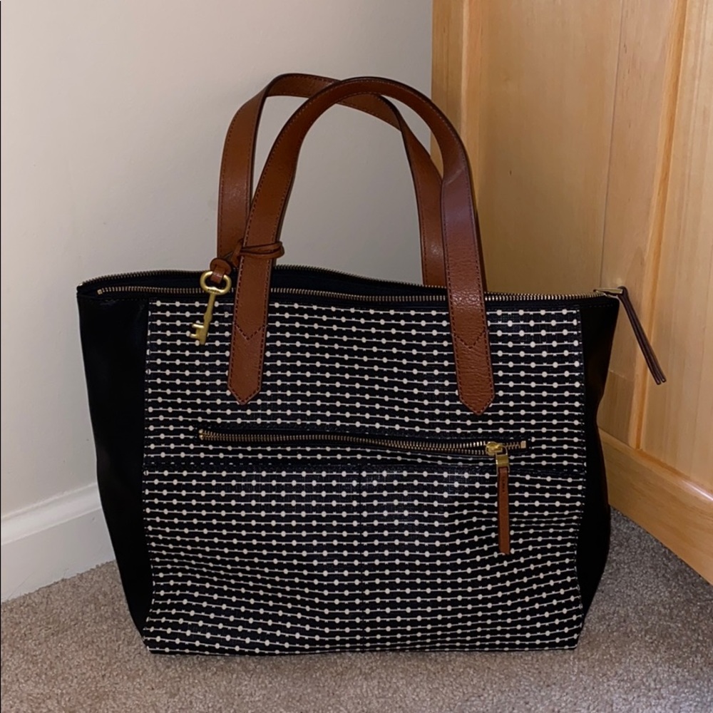 Fossil Tote Bag